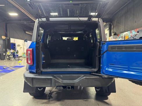 Used 2022 Ford Bronco Badlands AWD/4WD image 5