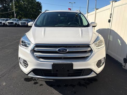 Used 2019 Ford Escape Titanium AWD/4WD image 5