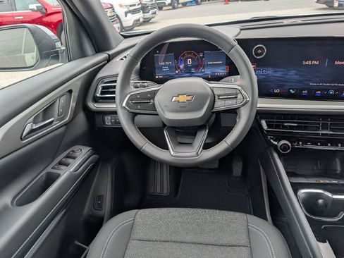 New 2026 Chevrolet Traverse LT w/ Driver Confidence Package image 15