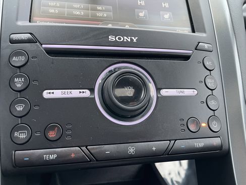 Used 2016 Ford Fusion Titanium image 20