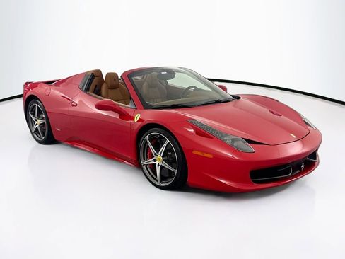 Used 2014 Ferrari 458 Spider image 3