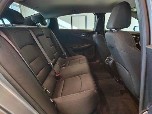 Used 2024 Chevrolet Malibu LT FWD image 17