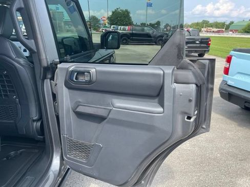 Used 2025 Ford Bronco Badlands AWD/4WD image 57