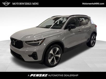 Used 2026 Volvo XC40 B5 Plus