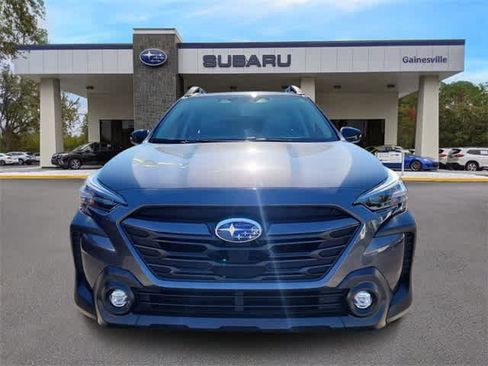 Used 2025 Subaru Outback Premium image 9