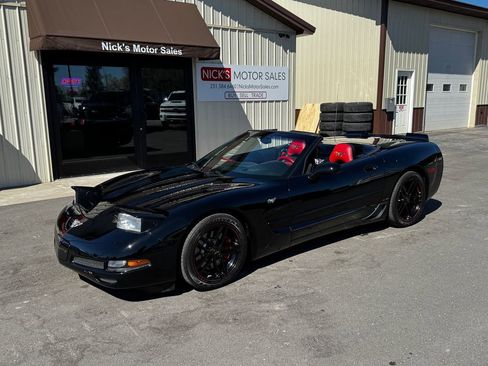 Used 2003 Chevrolet Corvette Convertible w/ Preferred Equipment Group1 RWD image 13