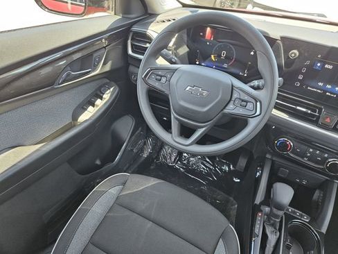 New 2026 Chevrolet TrailBlazer LT FWD image 9