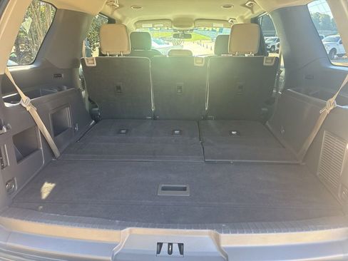 Used 2021 Ford Expedition XLT RWD image 18
