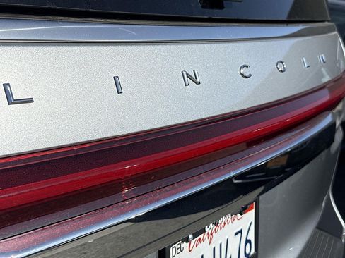 Used 2024 Lincoln Navigator Reserve AWD/4WD image 29