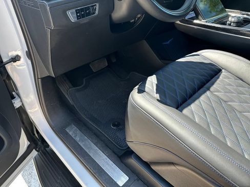 Certified 2026 Cadillac Escalade IQL Luxury AWD/4WD image 24
