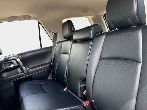 Used 2023 Toyota 4Runner TRD Off-Road Premium w/ Moonroof Package AWD/4WD image 12
