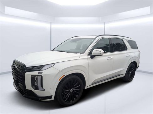 Used 2024 Hyundai Palisade Calligraphy image 7