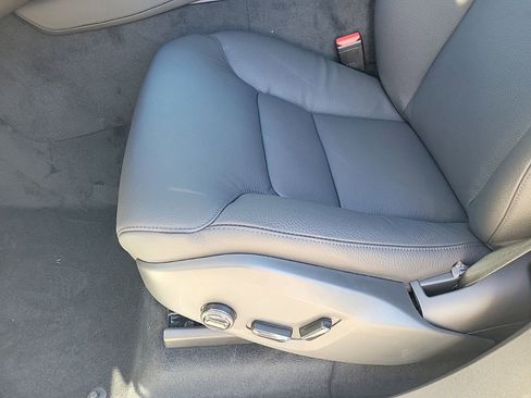 New 2024 Volvo XC90 T8 Plus w/ Protection Package Premier image 12