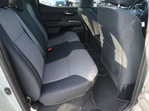 Used 2023 Toyota Tacoma TRD Sport w/ Technology Package RWD image 15
