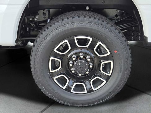 New 2026 Ford F250 Platinum AWD/4WD image 12