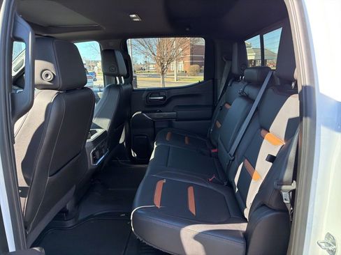 Certified 2021 GMC Sierra 1500 AT4 w/ AT4 Value Package image 15