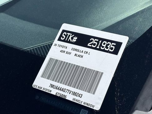 Used 2026 Toyota Corolla Cross L image 24