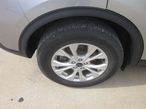 Used 2024 Ford Escape Active AWD/4WD image 7
