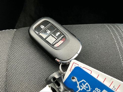 Used 2023 Honda Civic Sport image 12