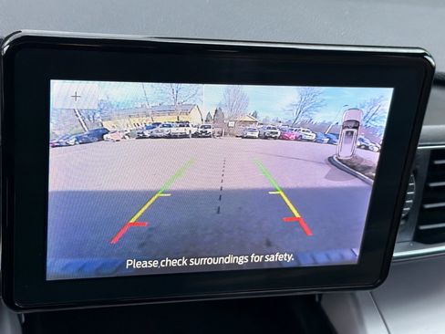 Used 2024 Ford Explorer XLT w/ Equipment Group 202A image 20