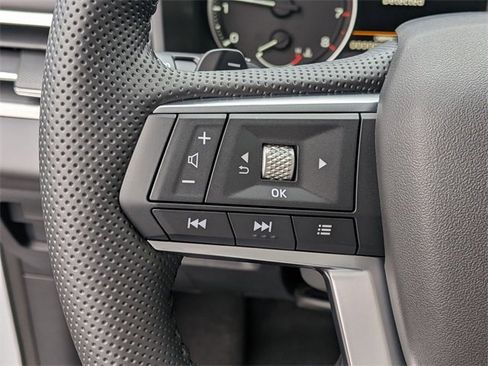 New 2026 Mitsubishi Outlander SE image 17