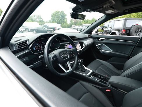 Used 2025 Audi Q3 2.0T Premium AWD/4WD image 26