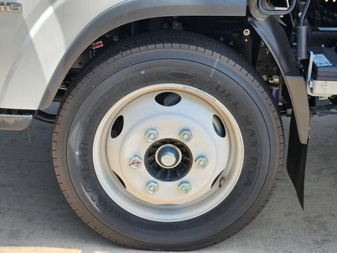 New 2025 Chevrolet Low Cab Forward RWD image 16