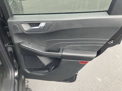 Used 2024 Ford Escape ST-Line Select w/ Tech Pack #2 image 33