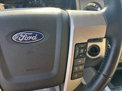 Used 2017 Ford Expedition Limited w/ Equipment Group 301A RWD image 27