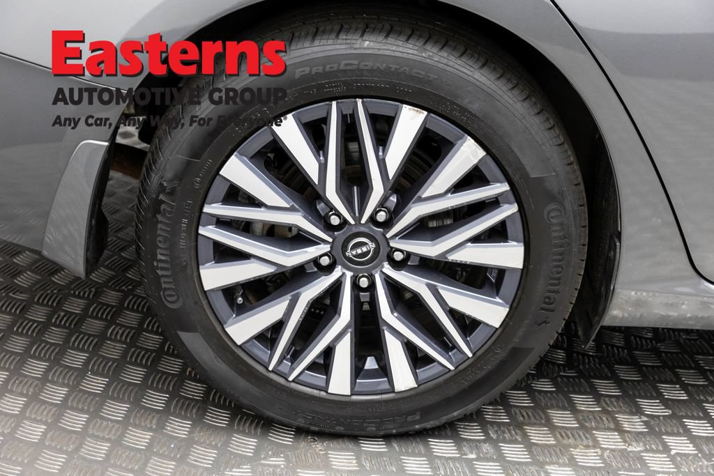 Used 2023 Nissan Altima 2.5 SV w/ SV Premium Package FWD image 32