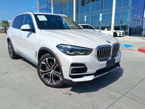 Used 2023 BMW X5 sDrive40i w/ Premium Package RWD image 1