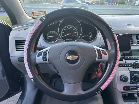 Used 2011 Chevrolet Malibu LT w/ Power Convenience Package image 3