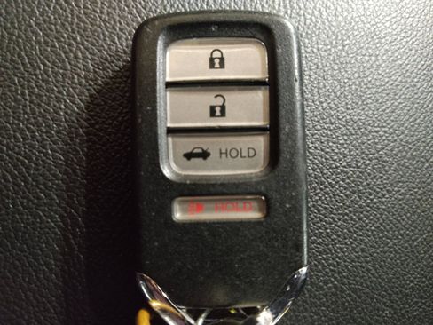 Used 2019 Honda Accord Sport image 32