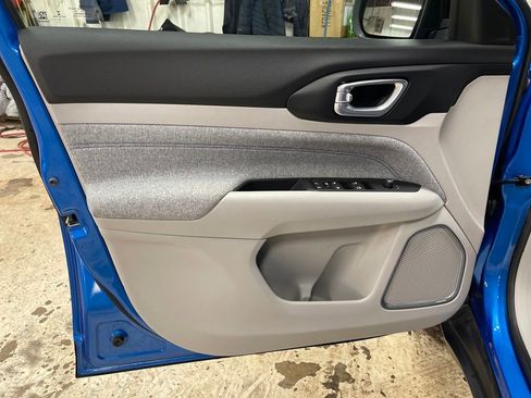 Used 2022 Jeep Compass Latitude w/ Convenience Group image 11