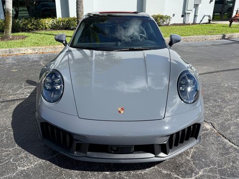 Used 2025 Porsche 911 Carrera GTS image 11