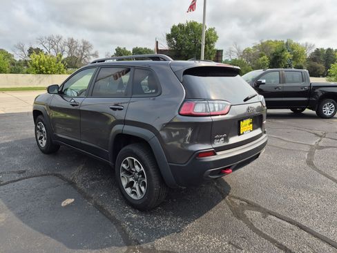 Used 2020 Jeep Cherokee Trailhawk AWD/4WD image 6