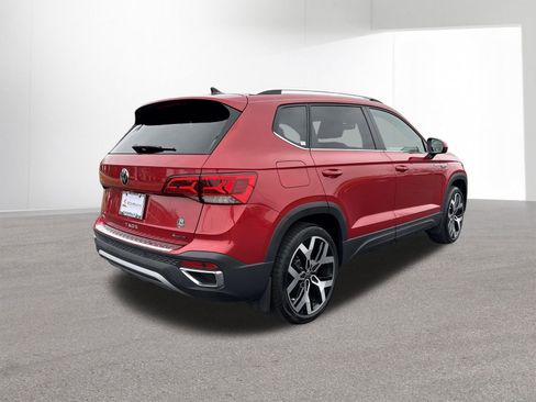 Used 2023 Volkswagen Taos SEL AWD/4WD image 9