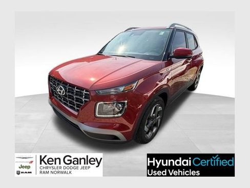 Used 2022 Hyundai Venue SEL FWD image 1