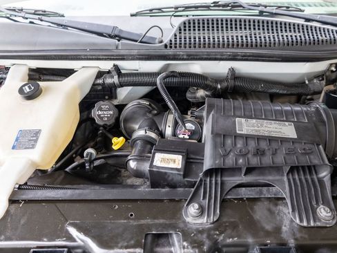 Used 2014 Chevrolet Express 3500 image 17