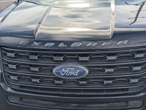 Used 2016 Ford Explorer Sport AWD/4WD image 11