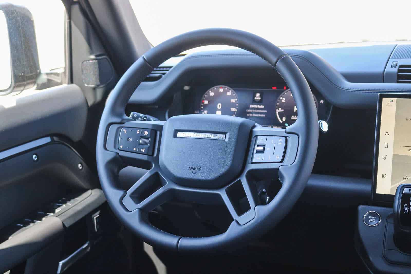 New 2026 Land Rover Defender 110 S AWD/4WD image 13