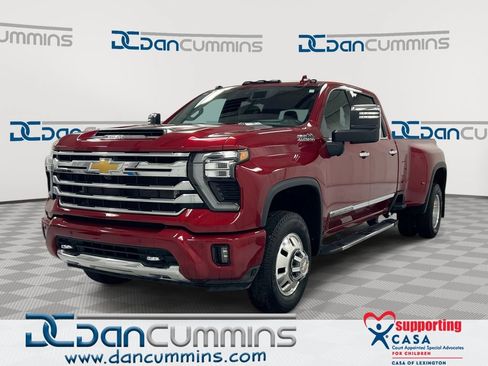 Used 2025 Chevrolet Silverado 3500 High Country w/ High Country Premium Package AWD/4WD image 1