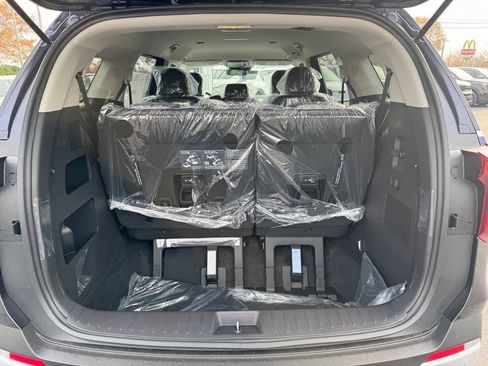 New 2026 Kia Carnival image 7