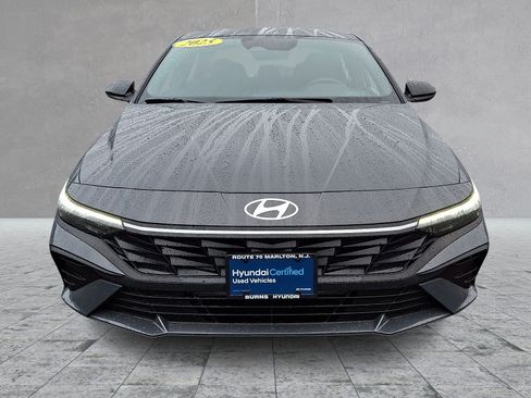 Certified 2025 Hyundai Elantra Sport FWD image 2