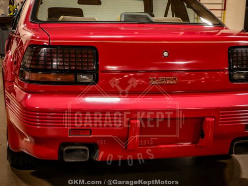 Used 1990 Pontiac Grand Prix SE FWD image 41