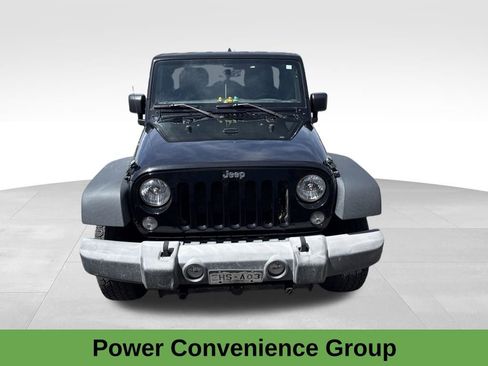 Used 2018 Jeep Wrangler Unlimited Sport S AWD/4WD image 3