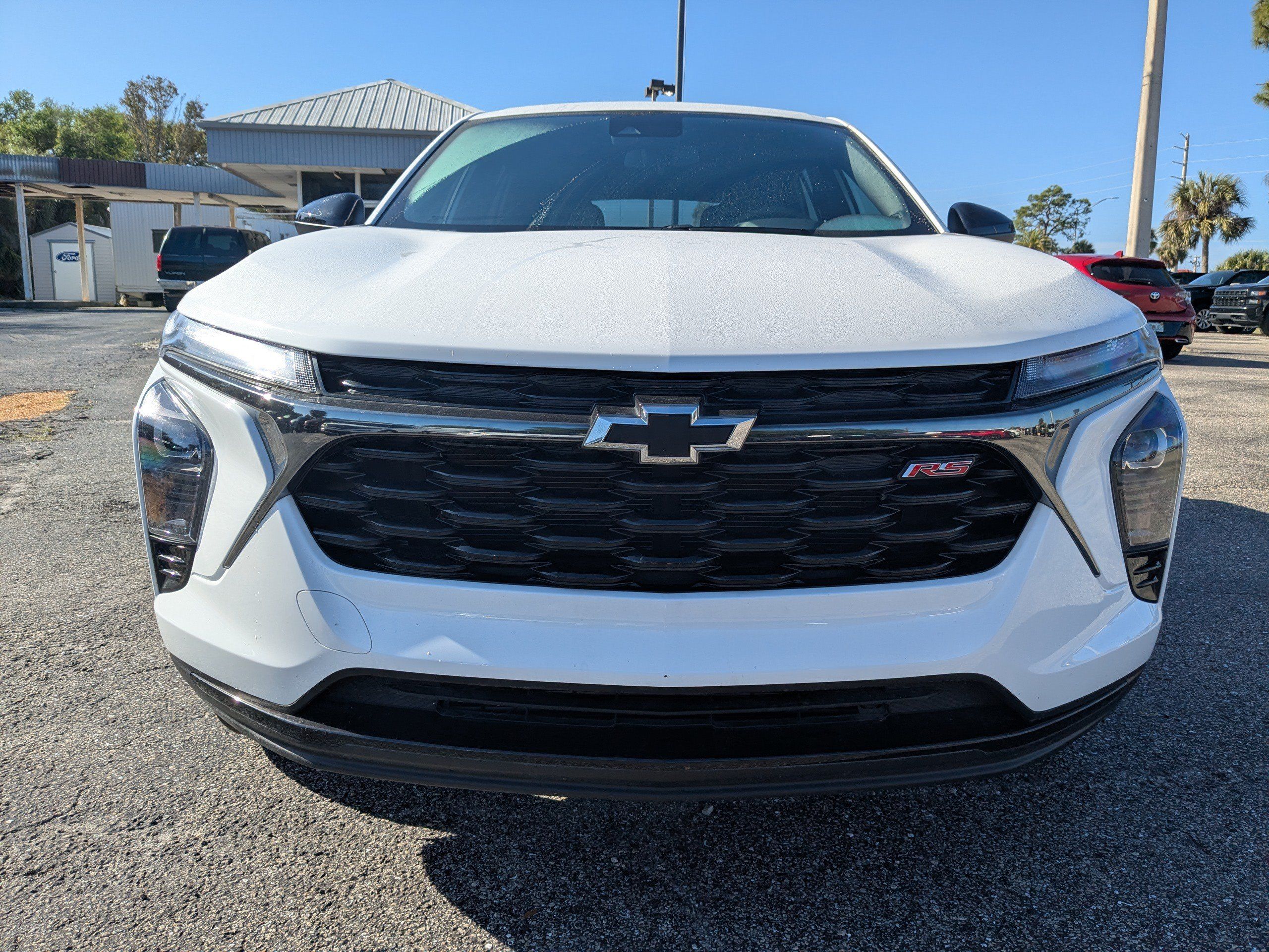 Used 2025 Chevrolet Trax RS w/ Driver Confidence Package FWD image 9