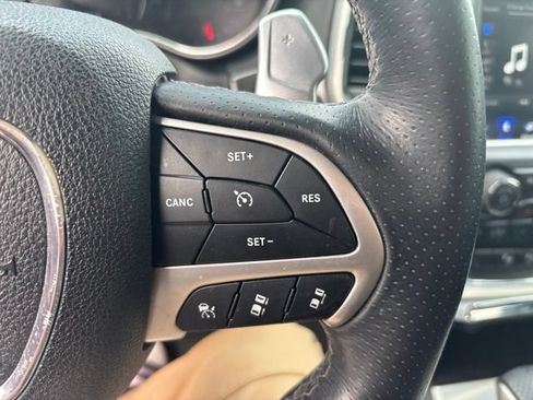 Used 2018 Jeep Grand Cherokee SRT w/ Trailer Tow Group IV AWD/4WD image 21