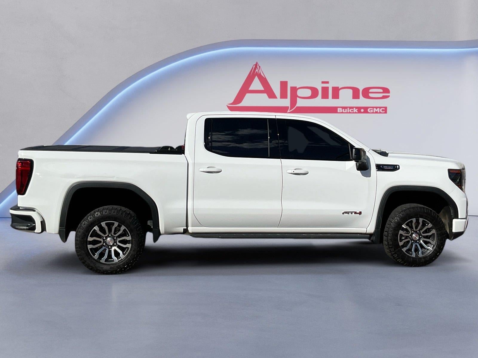Used 2022 GMC Sierra 1500 AT4 w/ AT4 Preferred Package AWD/4WD image 6