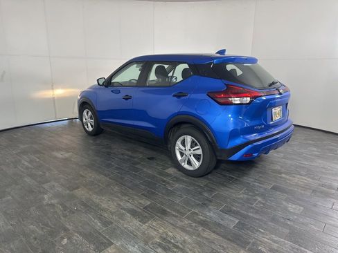 Used 2025 Nissan Kicks S image 8